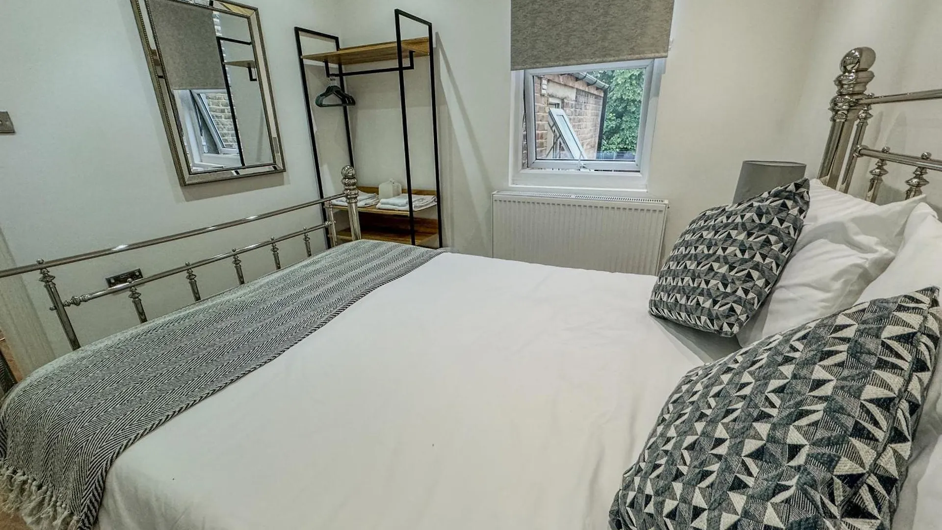 Stratford House Villa London