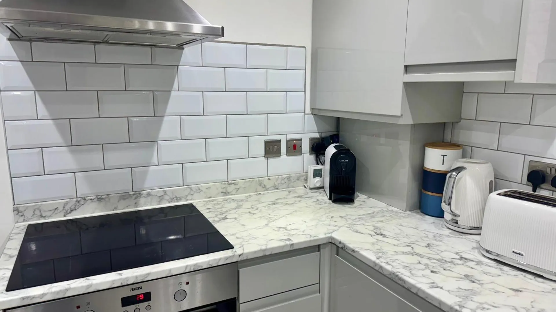 Stratford House Villa London Holiday home